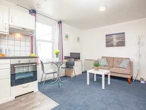 Living area - Apartment Ten - UK39862 (Paignton)