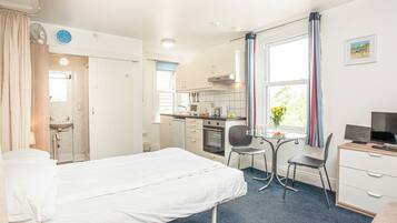 1 bedroom, free WiFi, bed sheets