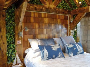 Unclassified image, 3 of 22, button