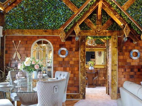 Tennox Boathouse - UKC4438