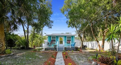 Downtown Bungalow #1