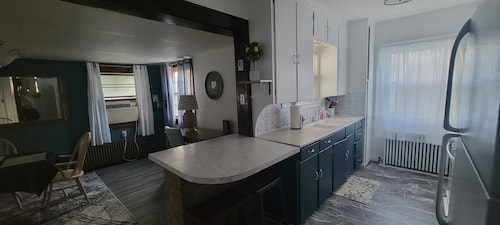 Great Location - 3 miles to Cedar Point Park, 2.8 miles to CP Sports  Force Park