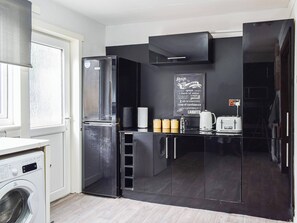 Interior - 3 bedroom accommodation in Lochgelly (Lochgelly)