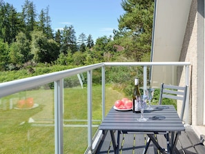 Outdoor dining - 3 bedroom accommodation in Banchory (Banchory)