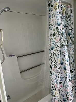 Combined shower/tub, hair dryer, towels, soap - Colonial House with Long Lake access! (Bridgton)
