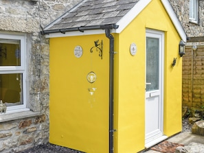 Exterior detail - 2 bedroom accommodation in Hayle (Hayle)
