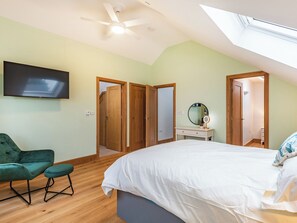 4 Schlafzimmer, kostenloses WLAN, Bettwäsche