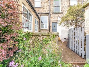 Property grounds - 3 bedroom accommodation in Rothbury (Rothbury)