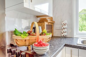 Fridge, oven, dishwasher, electric kettle