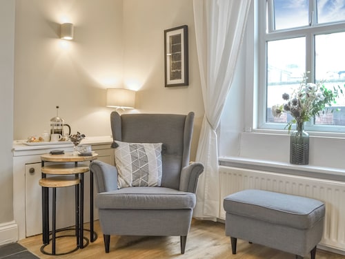 2 bedroom accommodation in Morpeth