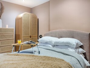 1 chambre, Wi-Fi gratuit, draps fournis