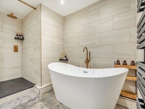 Towels - 1 bedroom accommodation in Nettleham (Nettleham)