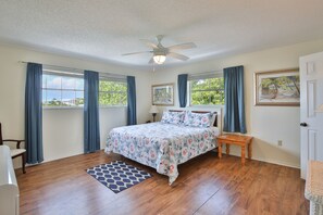 4 chambres, bureau, fer et planche à repasser, Wi-Fi gratuit