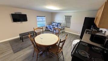 Queen with Day Bed Studio Apartment | Individually decorated, individually furnished, free WiFi, bed sheets