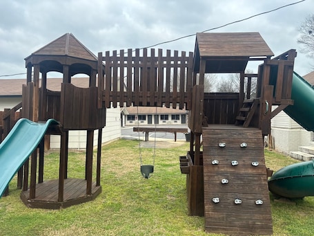 Children’s play area – outdoor. Yellow Diamond Inn