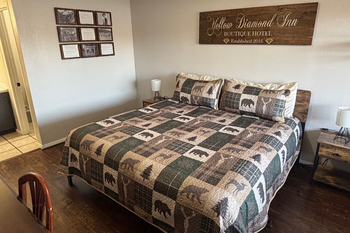 Individually decorated, individually furnished, free WiFi, bed sheets