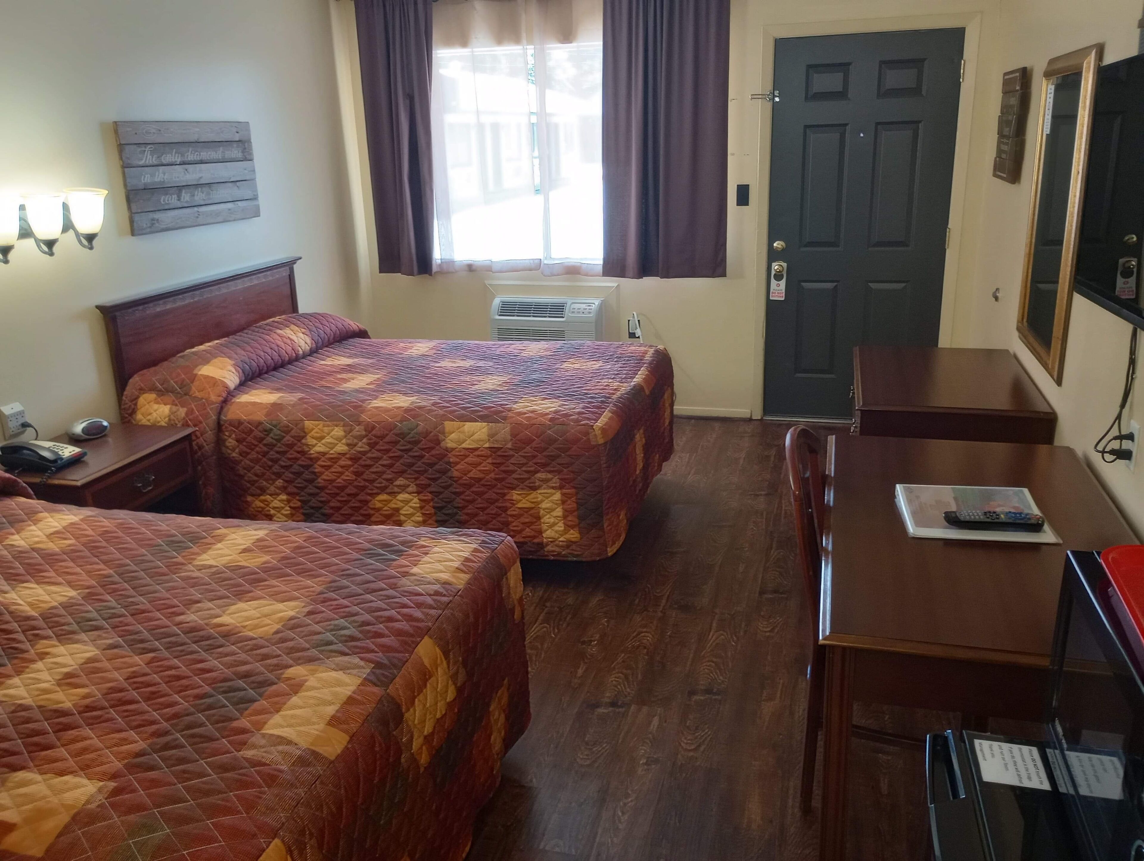 Yellow Diamond Inn, Murfreesboro: Hotel Reviews, Rooms & Prices ...