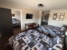 Quarto família | Individualmente decorados, individualmente mobiliados, Wi-Fi de cortesia