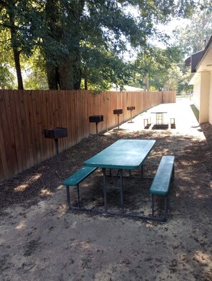 BBQ/picnic area