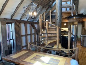 Dining - Most UNIQUE Luxury Prop in CB, Dogs ok, ski locker (Crested Butte)