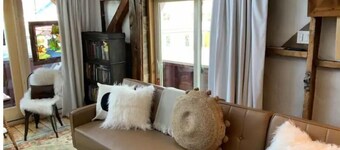 Most UNIQUE Luxury Prop in CB, Dogs ok, ski locker