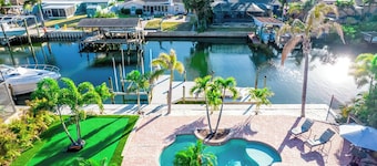 Gran Kaymen Oasis: Renovated Pool, Spa/Mini-Golf/white sand beach/Pet Friendly