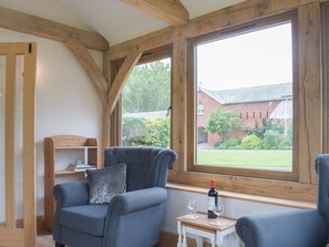 Interior - 2 bedroom accommodation in Letton (Letton)