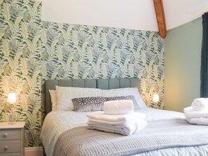 2 bedrooms, free WiFi, bed sheets