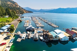 Marina