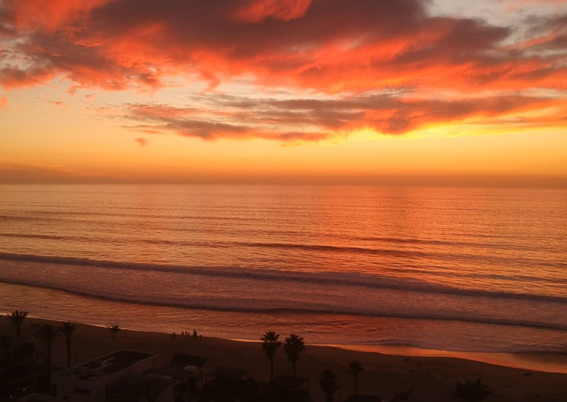 In Strandnähe, Liegestühle, Strandtücher