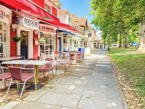 3 bedroom accommodation in Tenterden