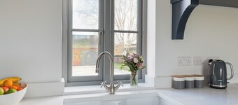 The Foundary - UK36319