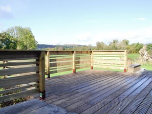 Terrace/patio - Detached bungalow in the heart of the Cambrian mountain range. (Pontrhydfendigaid)