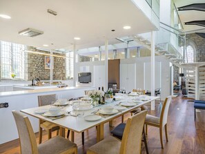 Dining - St Margaret's Church (High Bentham, near Ingleton)