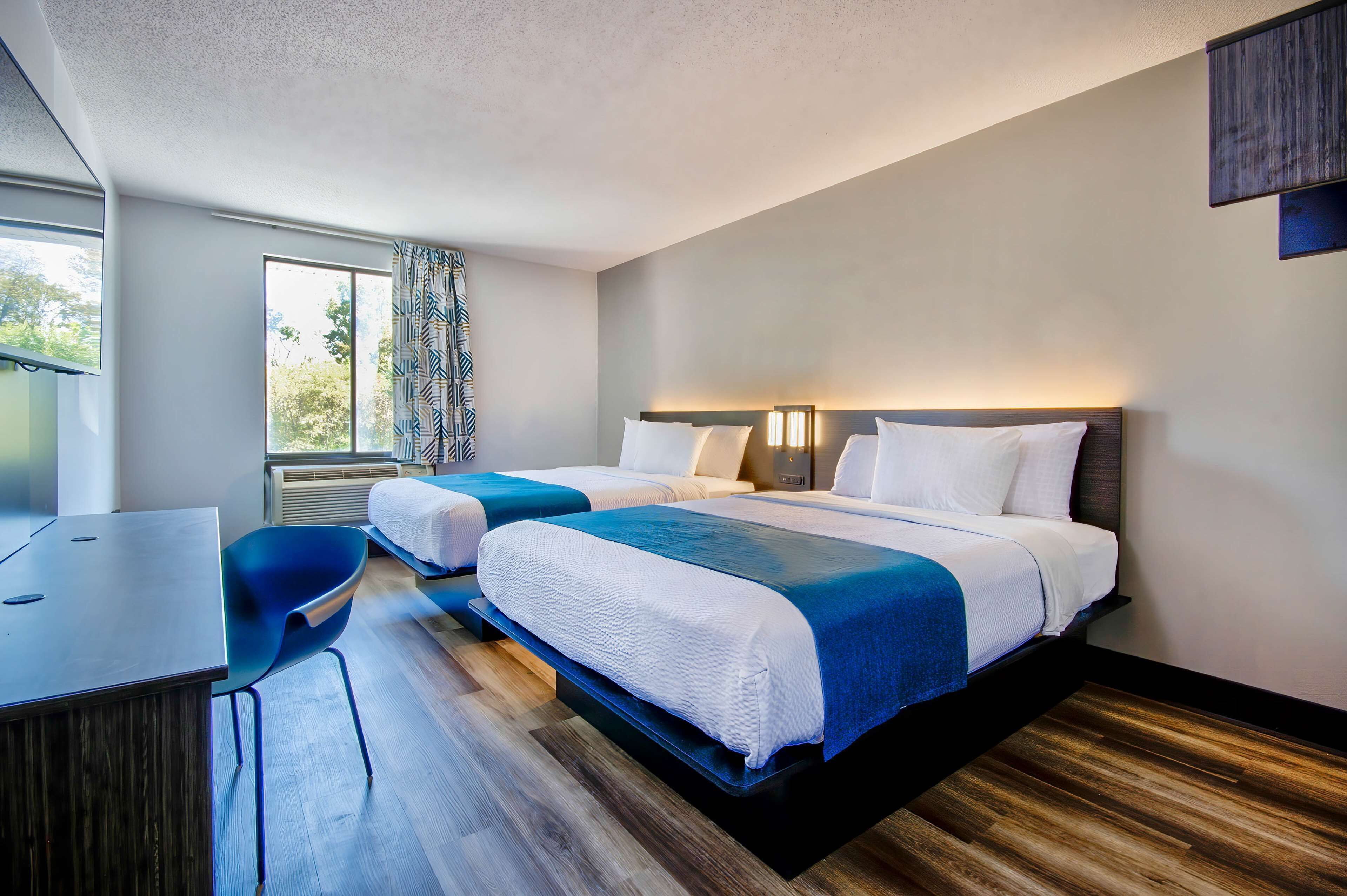 Rideaux occultants, Wi-Fi, draps fournis