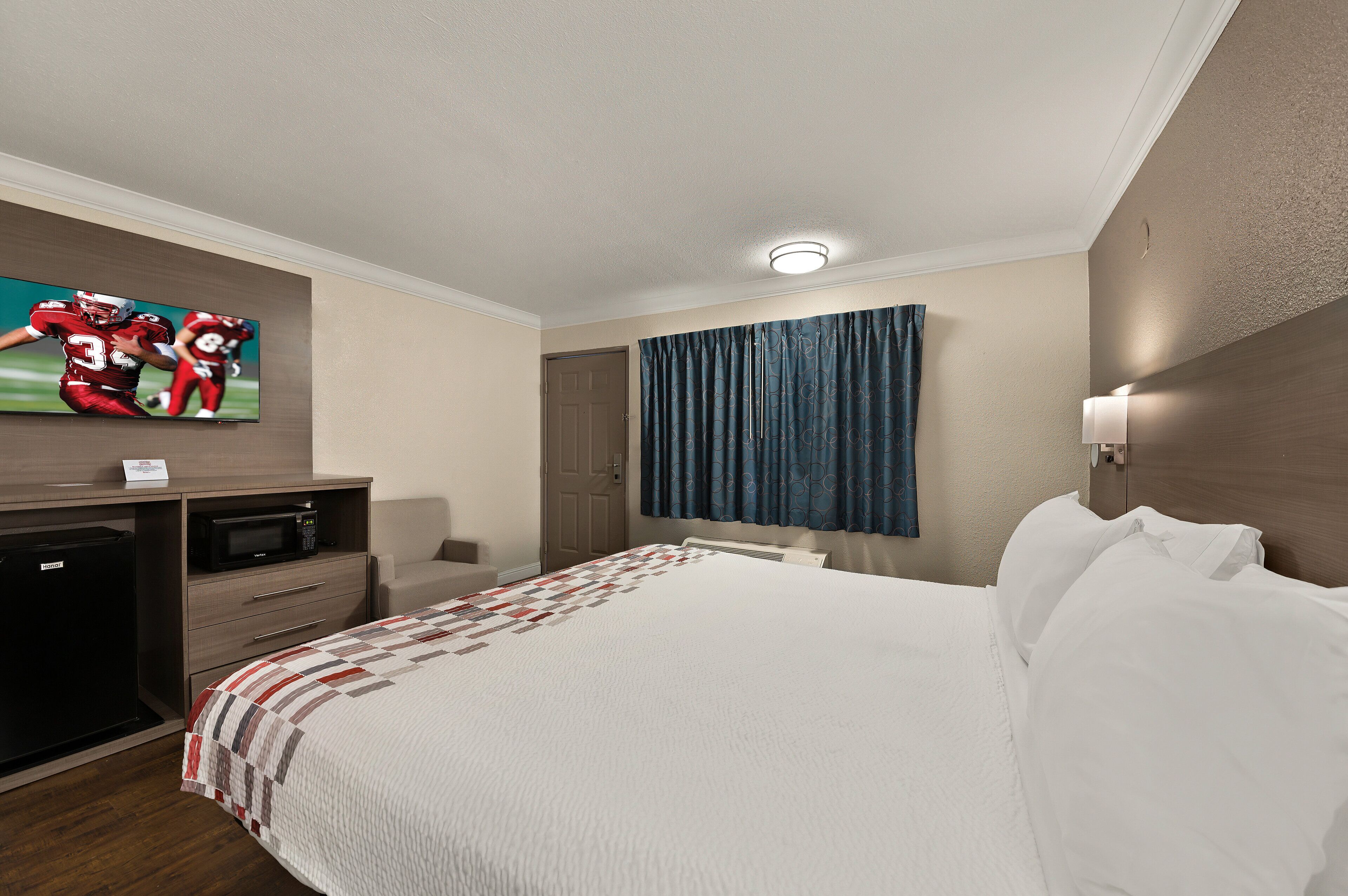 Photo - Red Roof Inn Los Angeles - Bellflower