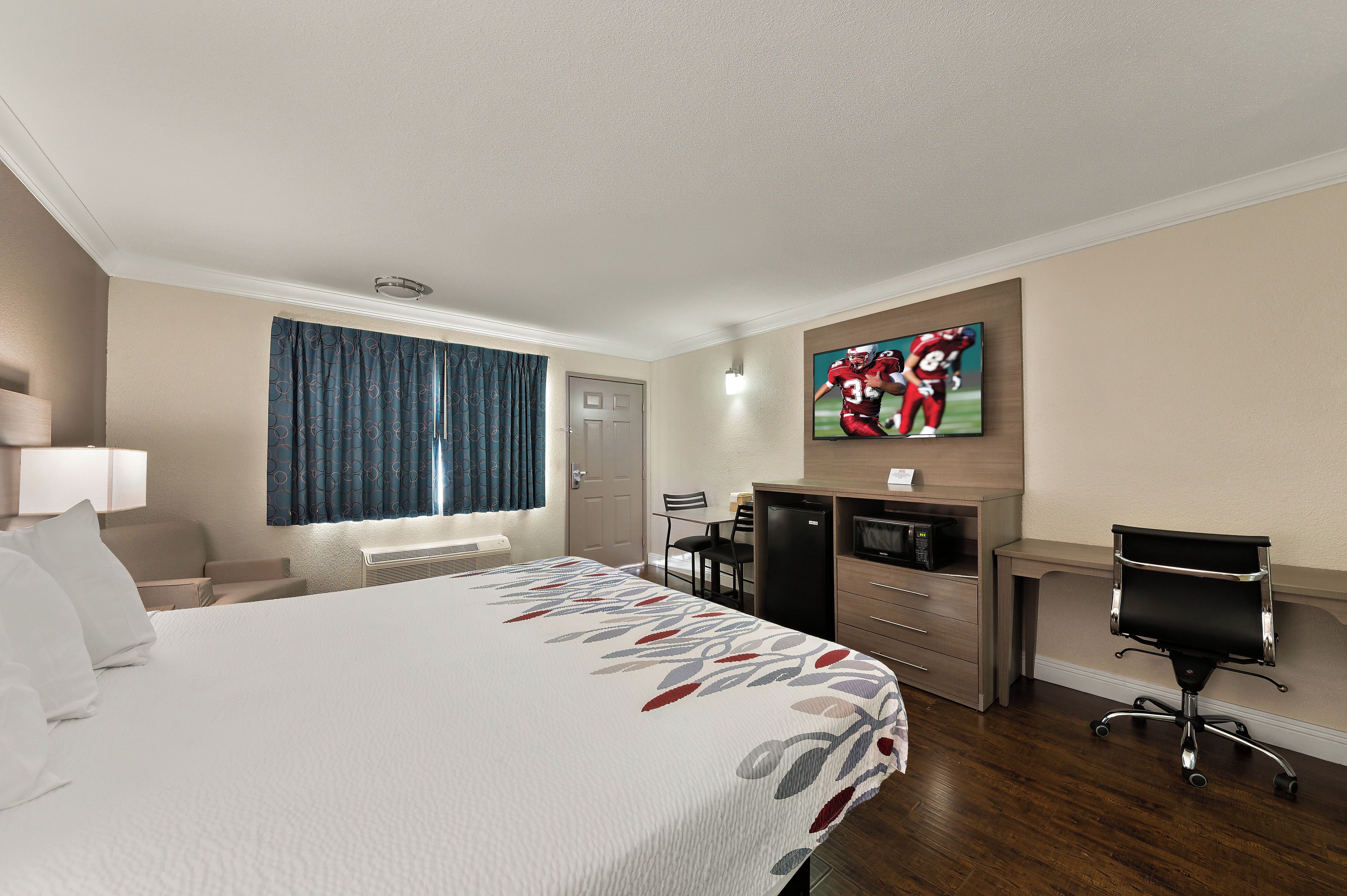 Photo - Red Roof Inn Los Angeles - Bellflower