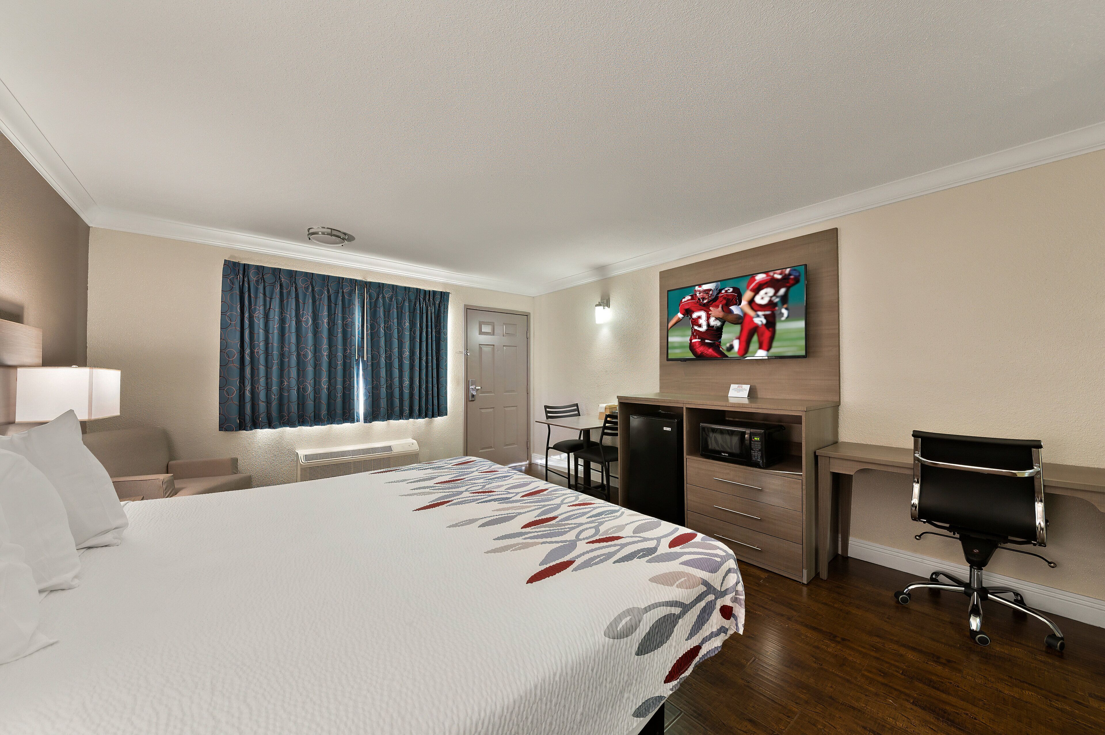 Photo - Red Roof Inn Los Angeles - Bellflower