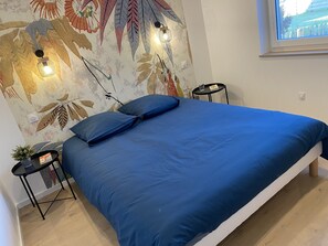 3 chambres, fer et planche à repasser, Wi-Fi gratuit, draps fournis