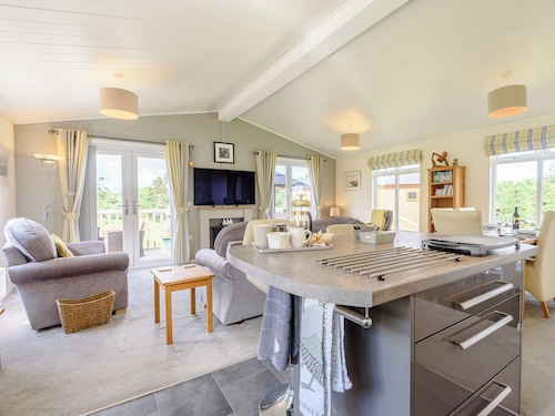 2 bedroom accommodation in Llanynis, near Builth Wells