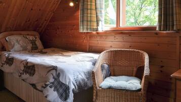 2 bedrooms, bed sheets