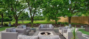 5 bedroom accommodation in Ashford