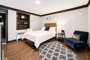 1 bedroom, iron/ironing board, WiFi, bed sheets