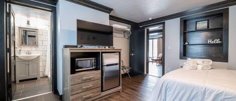 1 chambre, fer et planche à repasser, Wi-Fi, draps fournis