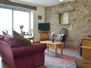 TV - 1 bedroom accommodation in Selside near Kendal (Selside near Kendal)