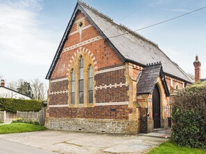 Exterior - The Sunday Schoolroom (Glanvilles Wootton, near Sherborne)