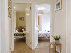 5 Schlafzimmer, kostenloses WLAN, Bettwäsche