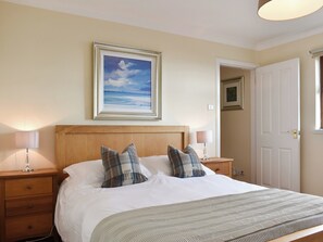 5 Schlafzimmer, kostenloses WLAN, Bettwäsche