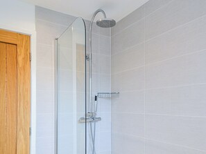 Towels - What a great house for a family celebration. (Walkington)