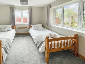 2 chambres, Wi-Fi gratuit, draps fournis